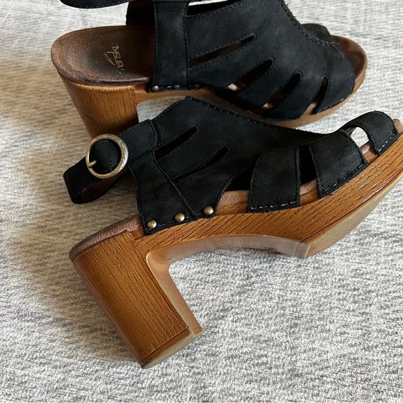 Dansko Black Leather Women's Demetra Slingback Sandals Size 39 - Picture 3 of 12